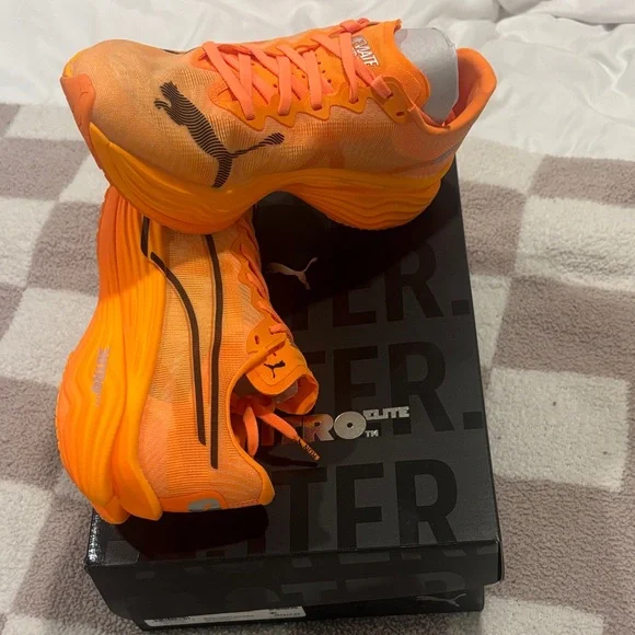 Puma Heat Fire Orange Sneakers - Picture 3 of 4